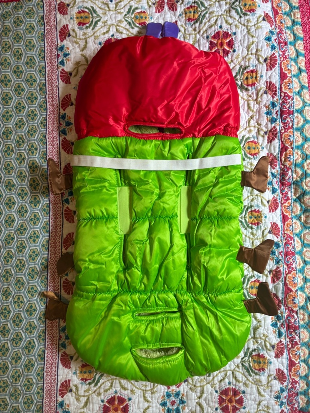 The Hungry Caterpillar by Eric Carle baby bunting - Picture 5 of 5